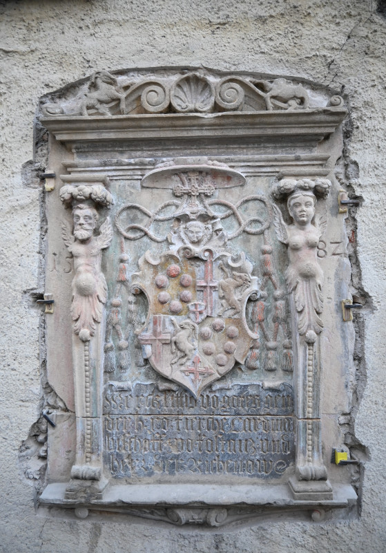Restaurierung Wappenschild Klingnau,
Foto nach der Reinigung